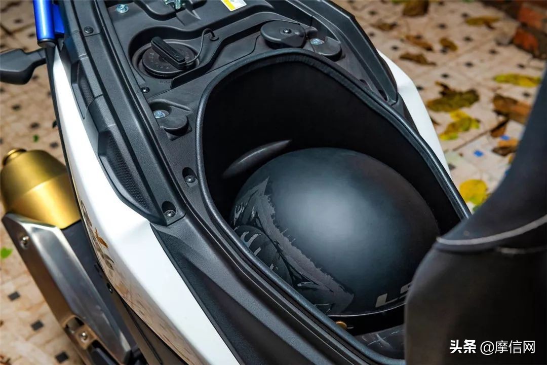 豪爵踏板supereagle125烟熏黑,豪爵eagle125详细测评