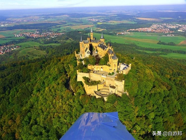 哪里有免费进入参观的古城堡,参观世界上最漂亮的城堡