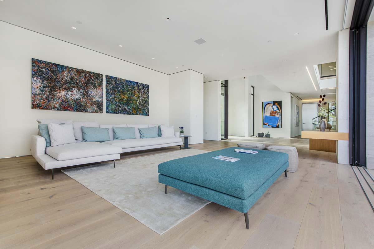 没有泳池的房子,没有泳池和花园的别墅