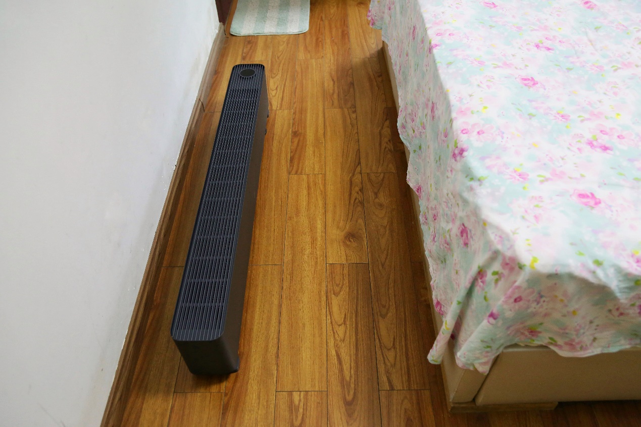 踢脚线智能电暖器,米家石墨烯折叠踢脚线电暖器超薄