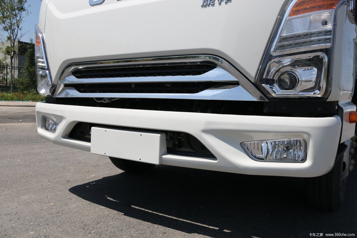 江淮新康铃j6价格是多少国5,江淮骏铃好还是康铃j6好