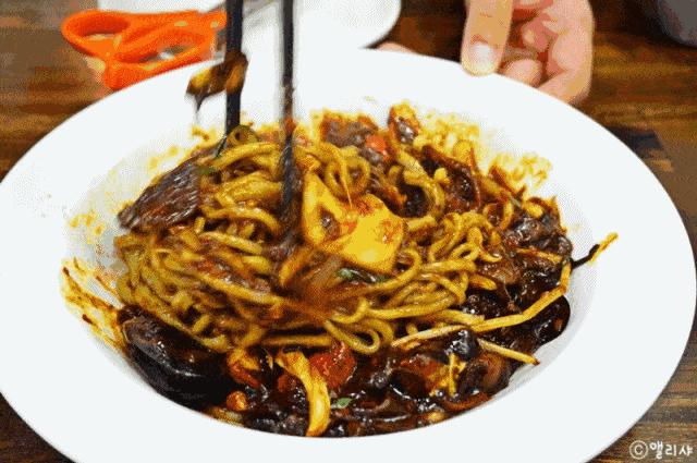 鍘籯fc鎺㈠簵,kfc鏂板搧鎺㈠簵