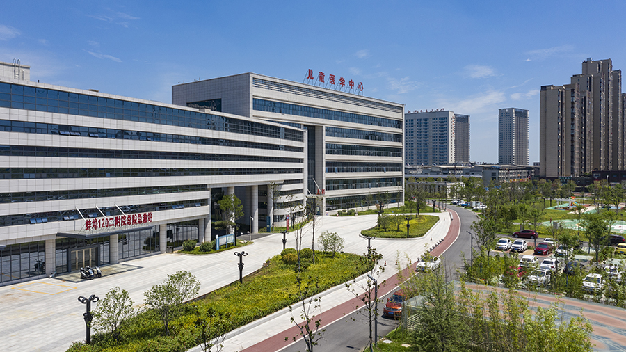 多学科协作成功救治一名危重患者,市二院成功救治30周三胞胎早产儿