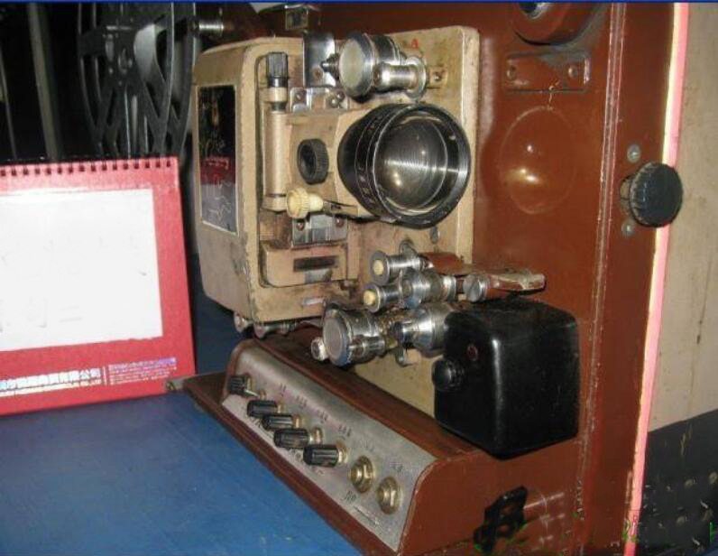 16mm长江胶片电影放映机,南京长江16毫米胶片电影放映机