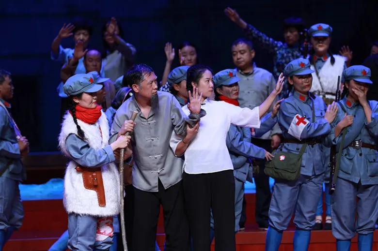 *疆新**兵团四师可克达拉市举办庆祝中国*产党共**成立100周年专题晚会暨职工文艺汇演颁奖晚会