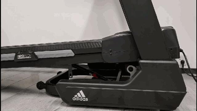 阿迪达斯跑步机t-19x,阿迪达斯轻爵跑步机