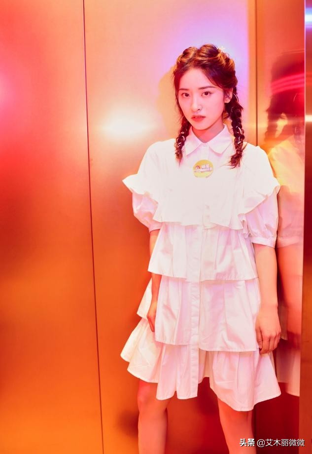 日系女星沈月写真图片,日系少女沈月穿搭