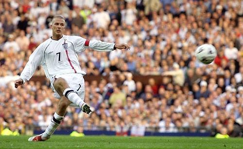 足坛十大任意球招式,足坛任意球