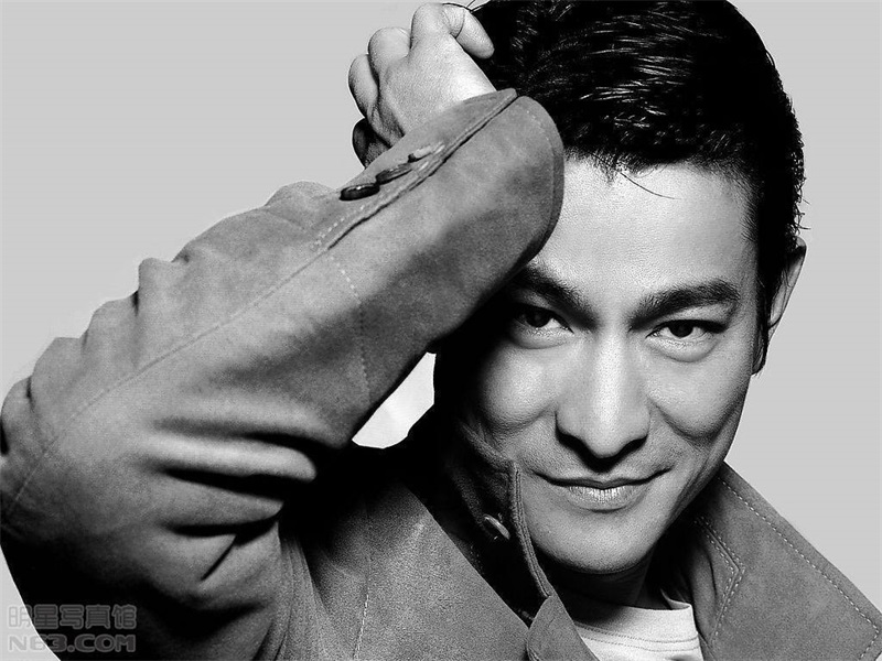 “被商标”明星，“贩冰冰”、“帐子怡”，这些人脑洞太大了