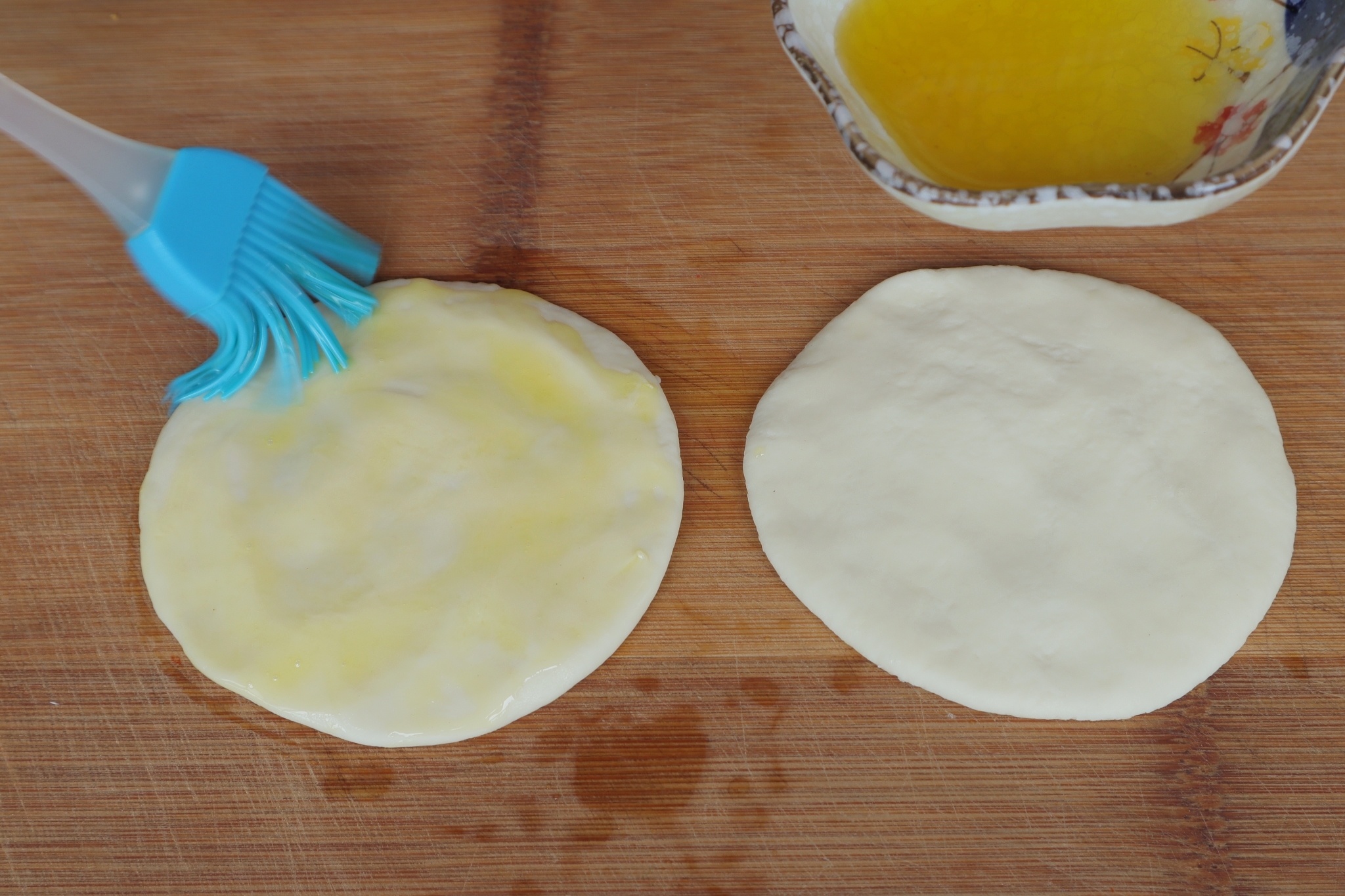 山东单饼怎样做,山东单饼的制作全过程