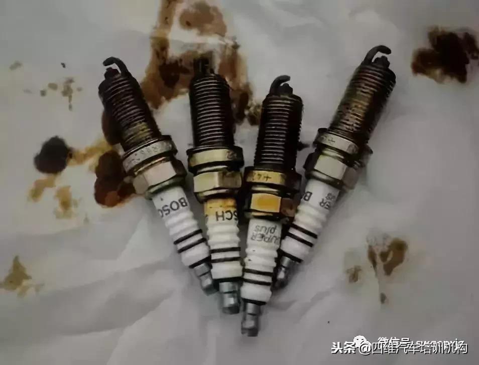 从火花塞能判断公里数吗,火花塞故障表现
