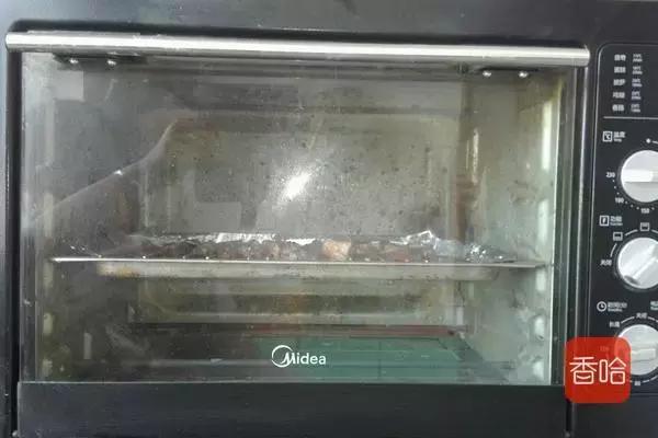 爱吃烤肉的快收藏,教你在家做,味香肉嫩,吃起来特别解馋