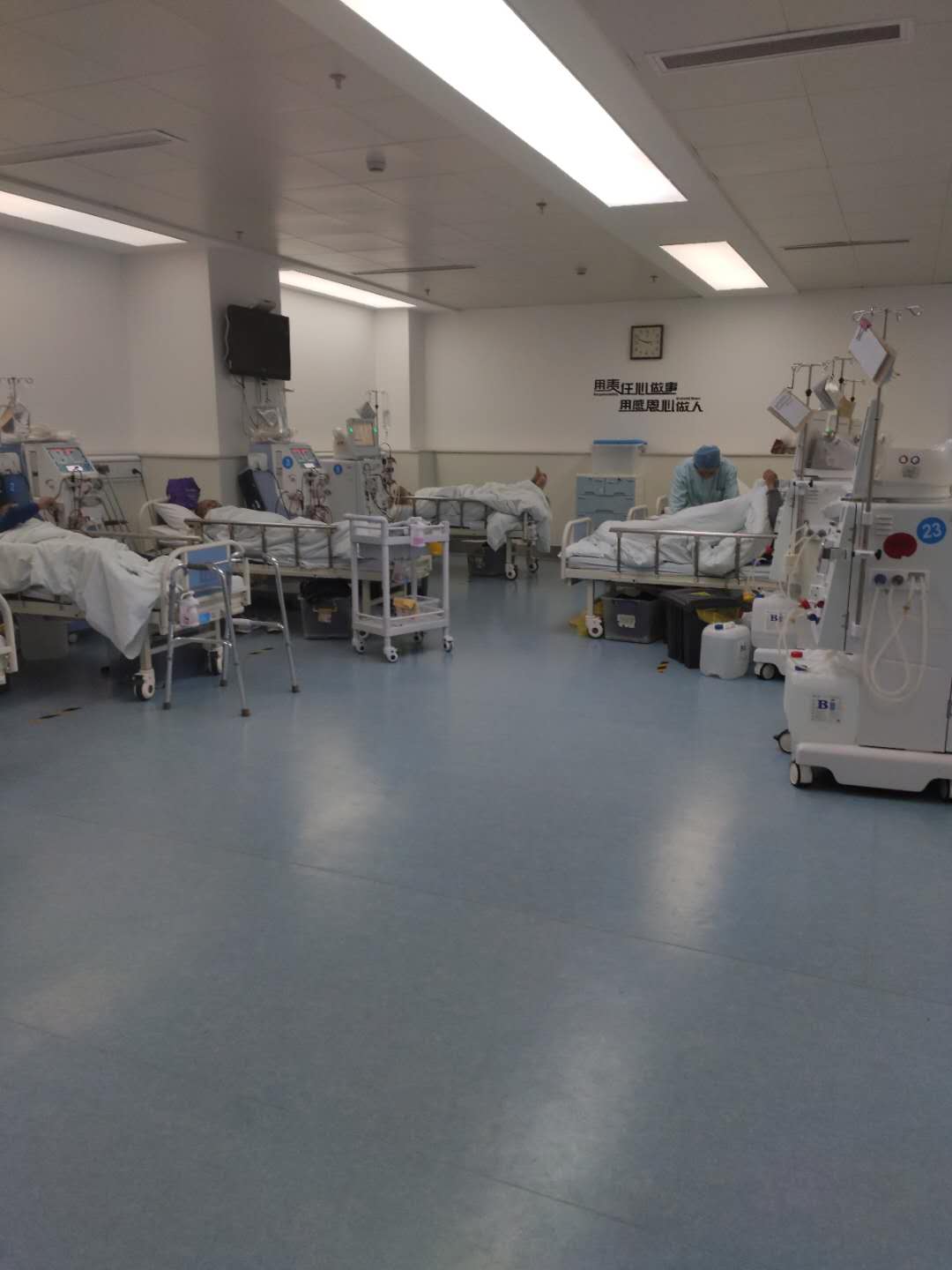 尿毒症透析患者冬季为什么受罪,尿毒症患者透析前一天呼吸困难