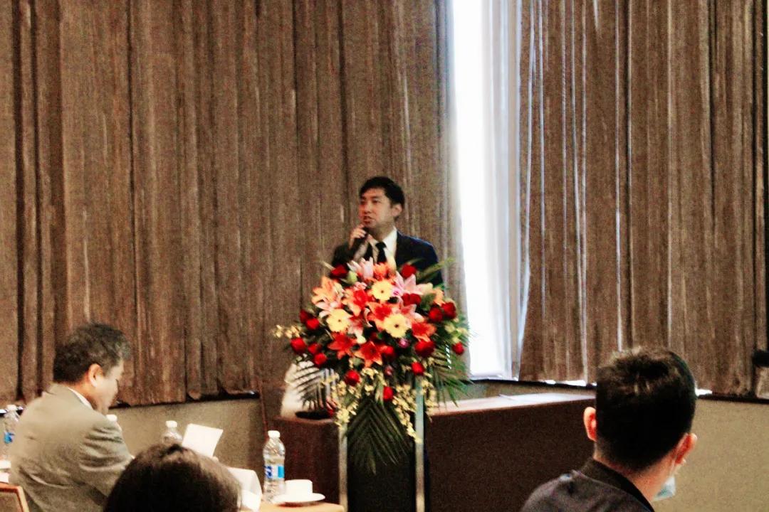 快看，这位“老将”就是益力多的新高层