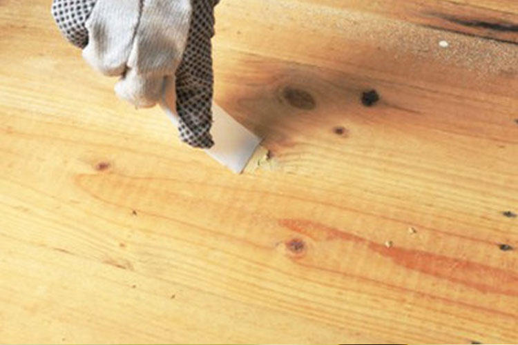 老旧的木桌怎么完美修复翻新,旧方木桌翻新