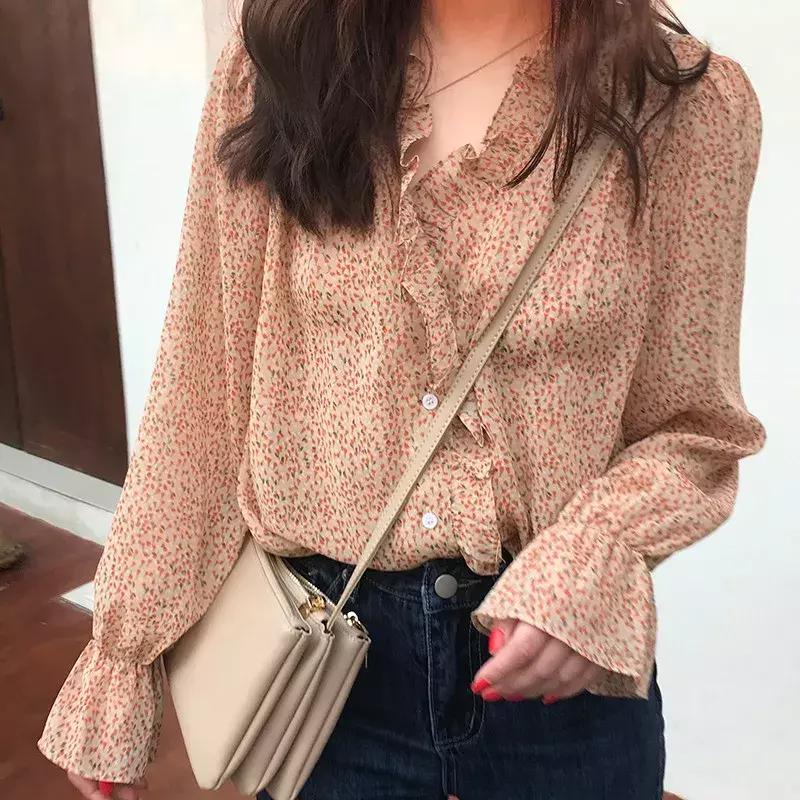 碎花衬衫和白衬衫哪个更好看,雪纺衬衫女夏季碎花领妈妈款