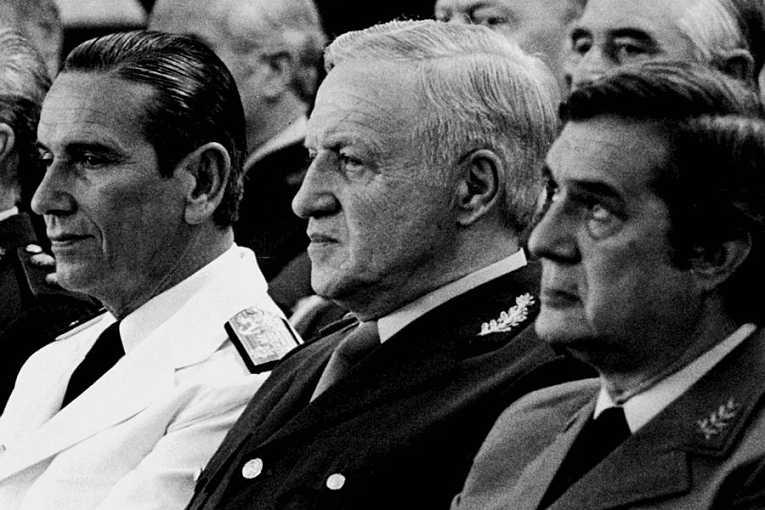 英国放弃了哪些殖民地国家,英国为什么不愿放弃马岛