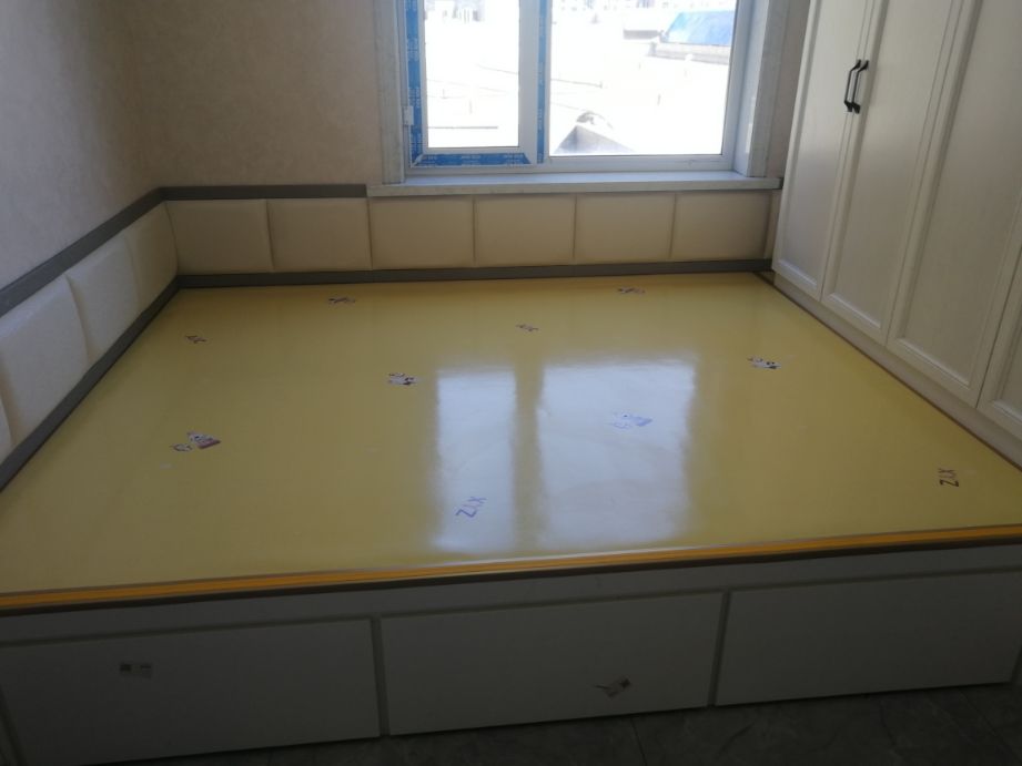 卧室里电暖炕效果图,最节能的电暖炕