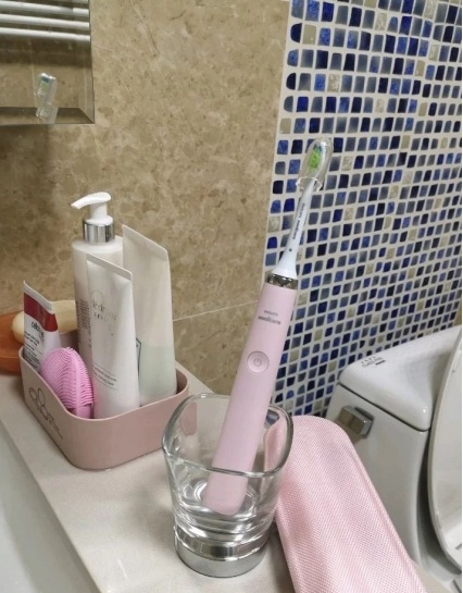 怎么辨别口臭是口腔还是肠胃,怎么判断口臭来自肠胃还是口腔