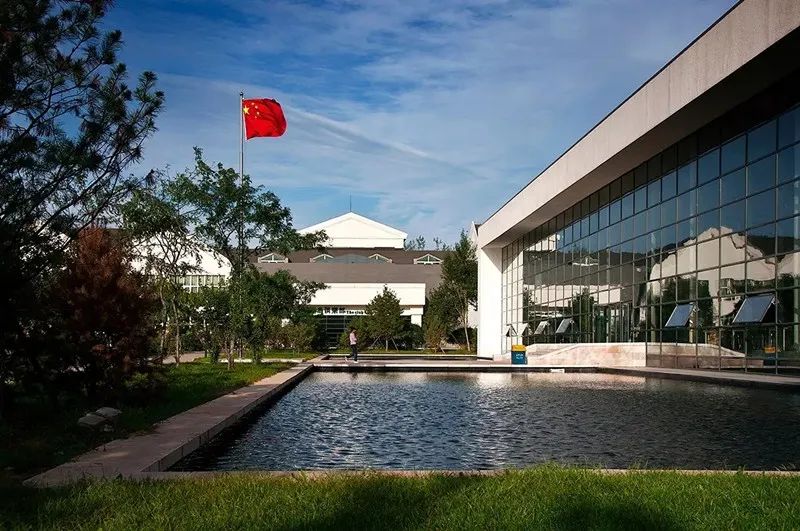 让那熟悉的旋律《绿岛》,带你我推开新学期的大门!