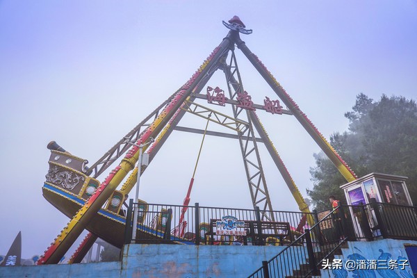 重庆奥陶纪主题乐园真实视频,重庆玻璃栈道奥陶纪