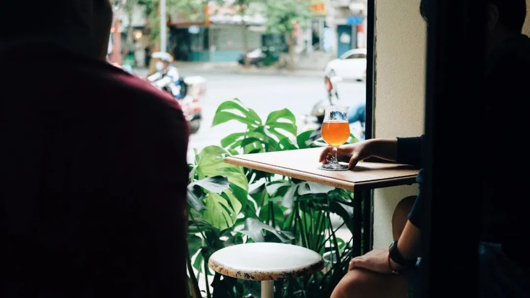 成都街道门面推荐,成都一街道商铺招牌