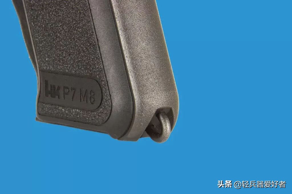 为反恐而生！这支P7M8手枪停产十余年，仍是警察反恐利器