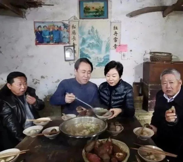 恒大1.97万亿的债务是如何组成的,恒大是怎么欠下1.97万亿债务的