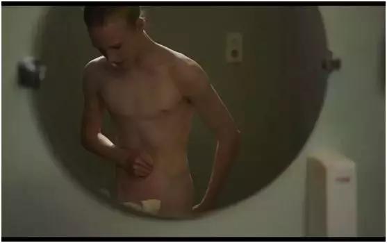 最不能让她忍受的，还是自己的身体