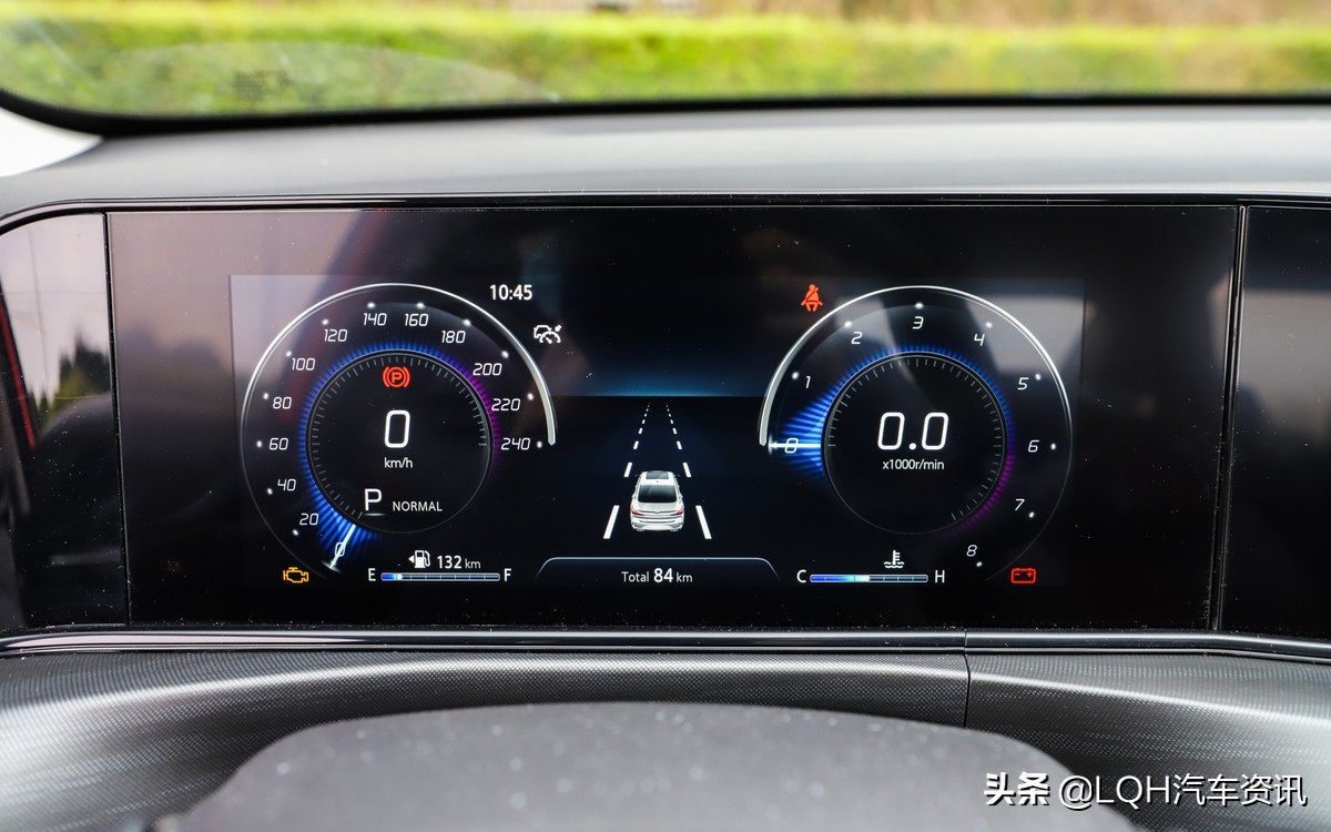 手握15万想买豪华suv,手握1000万买啥车