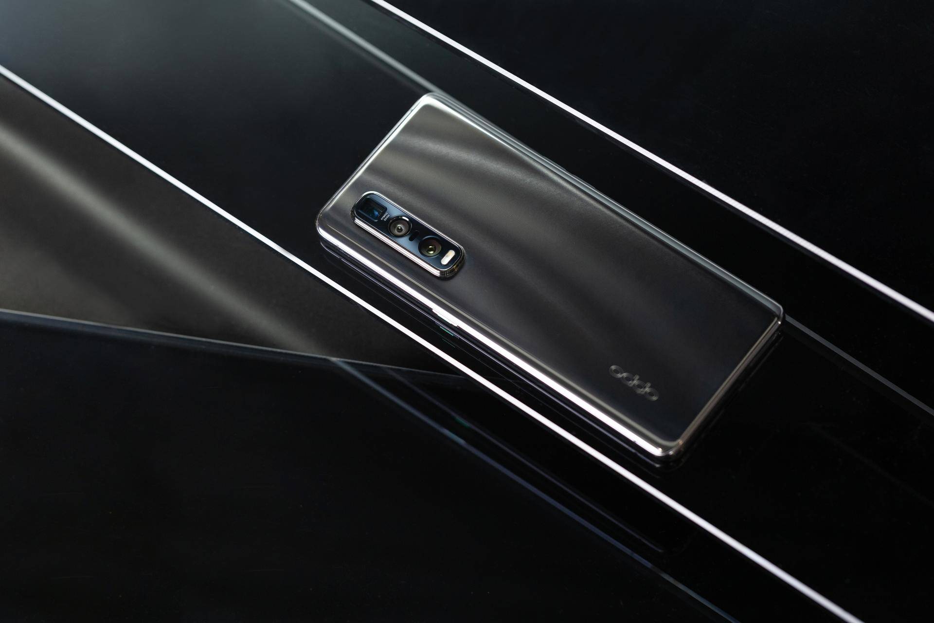 为什么英伦时尚看起来更有质感?材质配色是它最大的优势