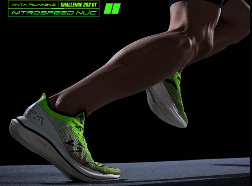 亚瑟士跑鞋和国产跑鞋,耐克跑鞋和国产跑鞋