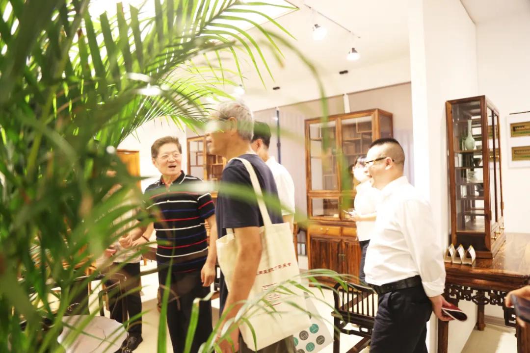 让艺术走进生活让陶艺丰富生活,让艺术品走进生活