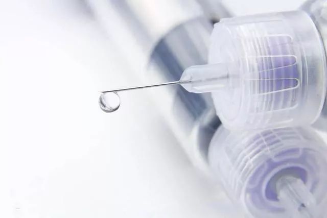 佩戴胰岛素泵如何平稳血糖,糖友怎么自己打针