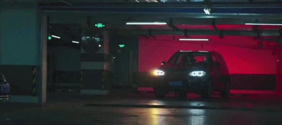 与全球著名富二代恋爱，连续8年入选世界百美，她到底有多厉害？