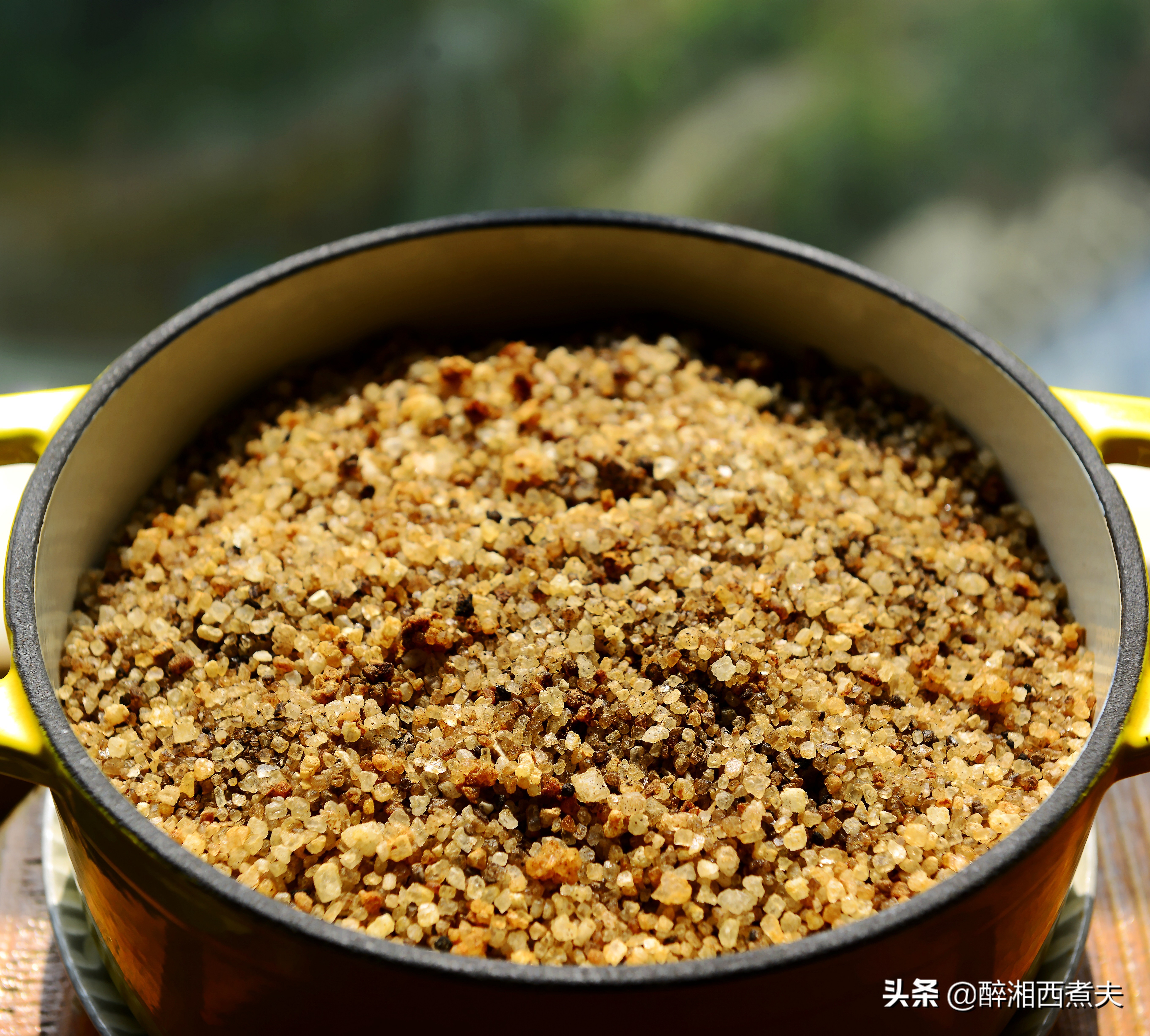 又干又香的盐焗鸡做法,商用粗盐版盐焗鸡的正宗做法