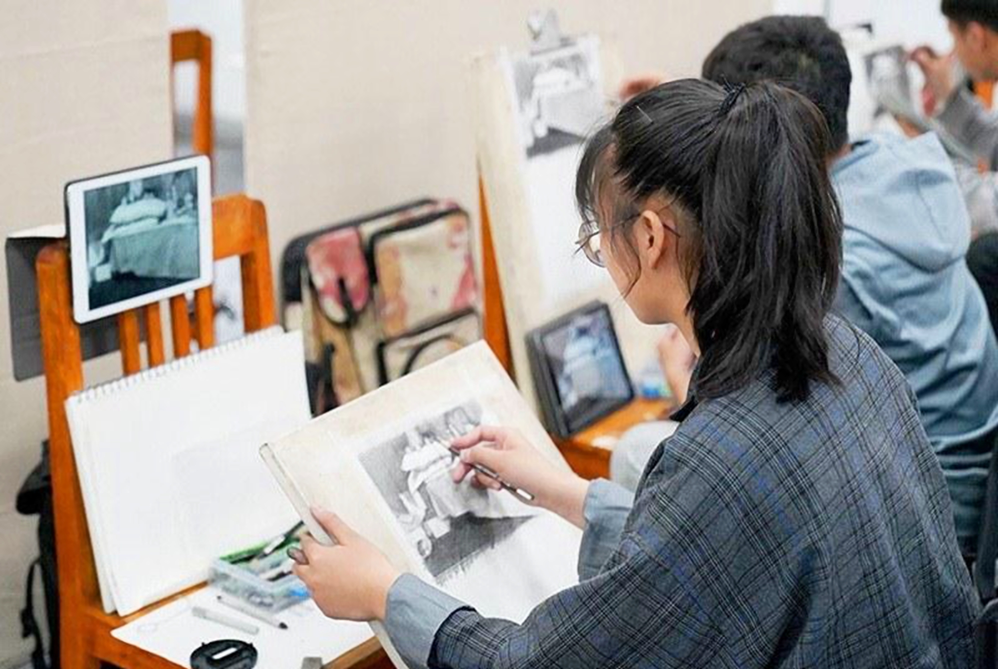 美术生绝美作品,美术生作品素描