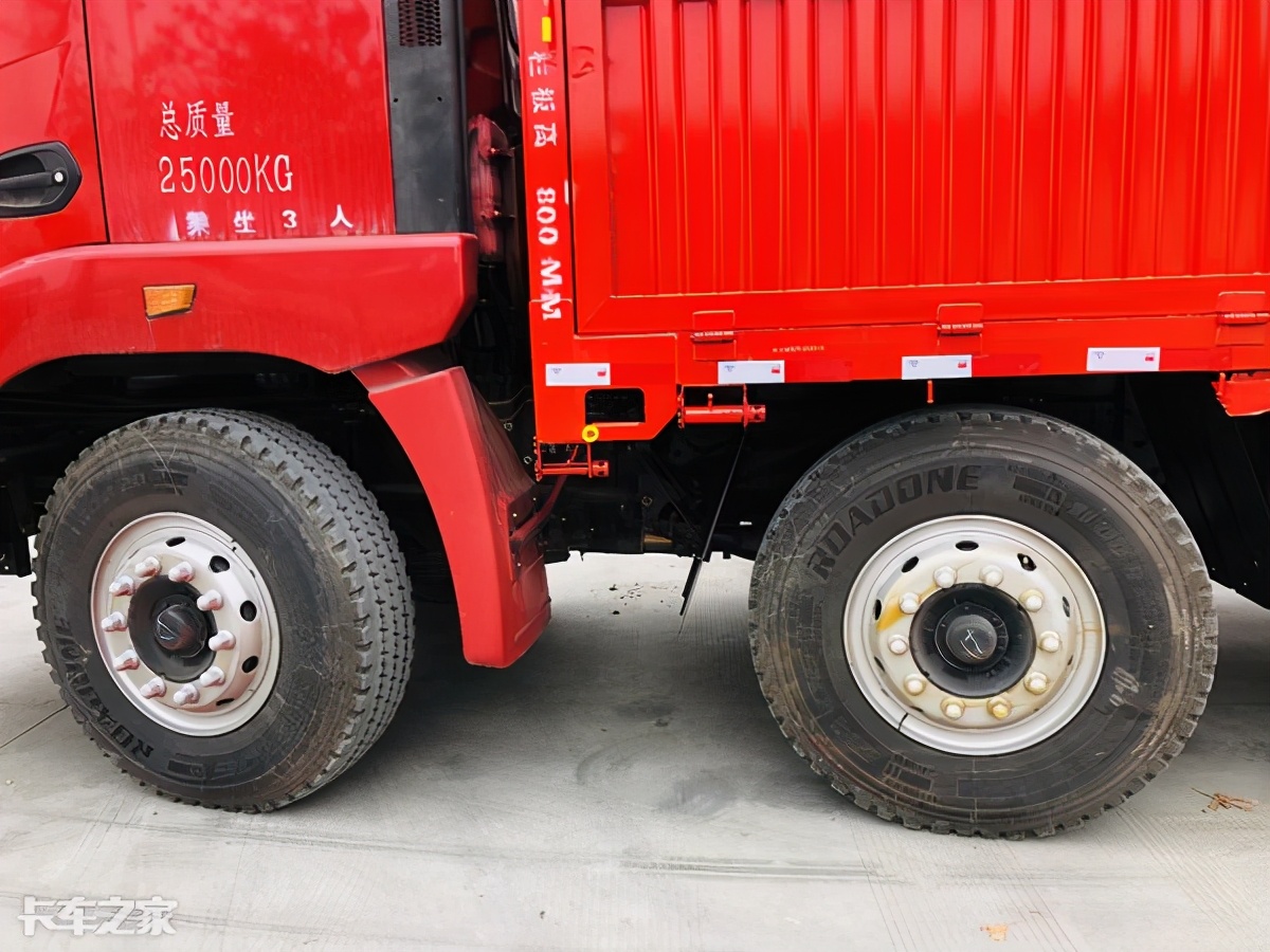 240马力玉柴配8挡法士特，徐工G5小三桥载货车只要22万