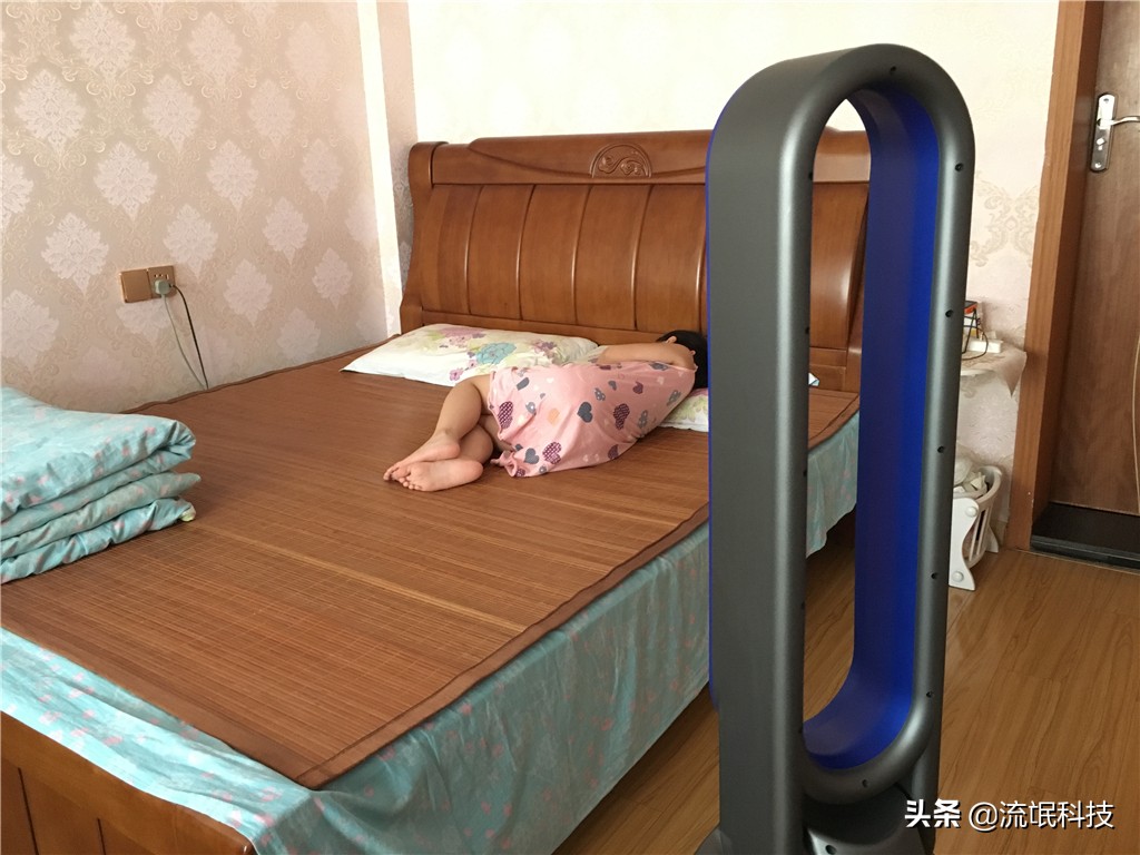 空调好伴侣,柔风不头疼,安美瑞A8无叶风扇让夏天过得健康舒服