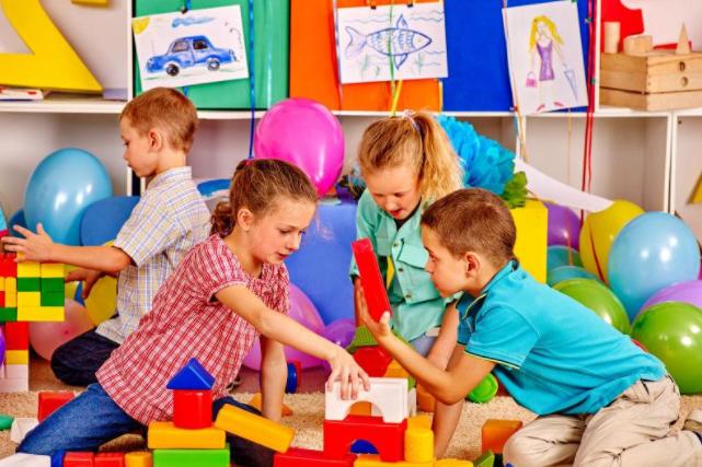 第一个青春期怎么教育孩子,孩子的青春期指的是哪个年龄段