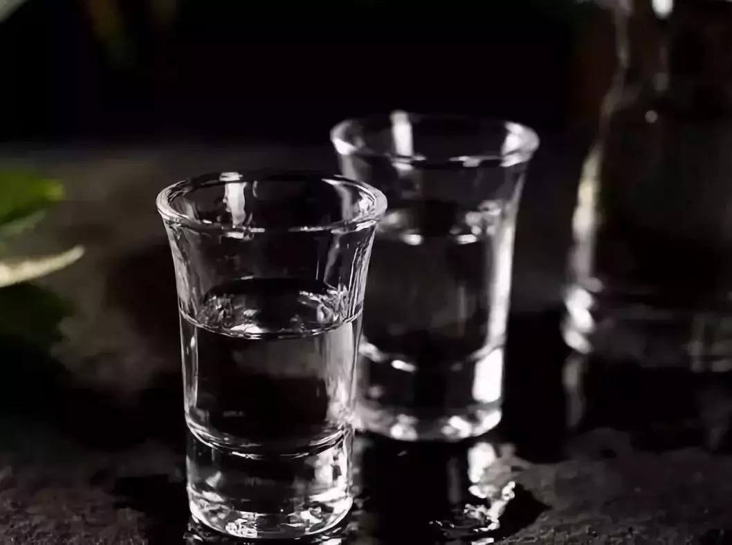 喝酒感觉酒苦是什么原因,酱香酒苦是什么原因