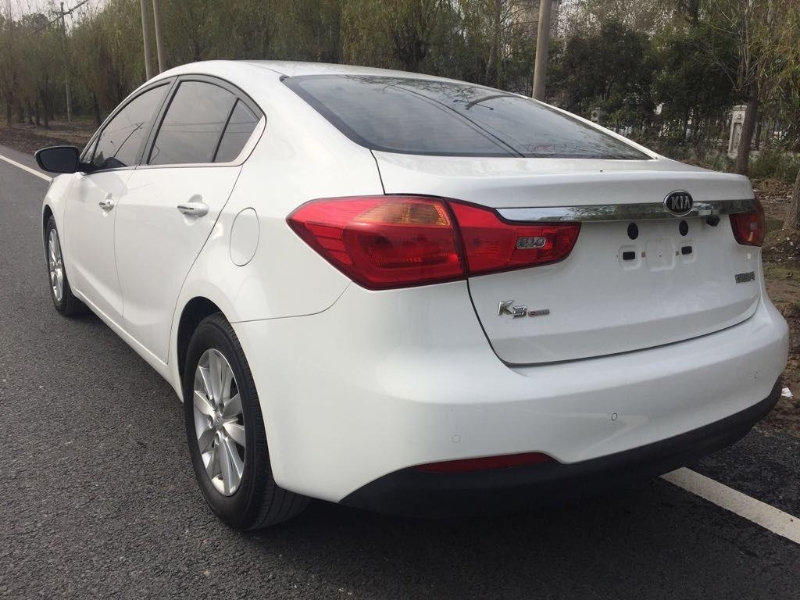 预算20到30万选择哪一款日系车,全新十万的韩系车推荐