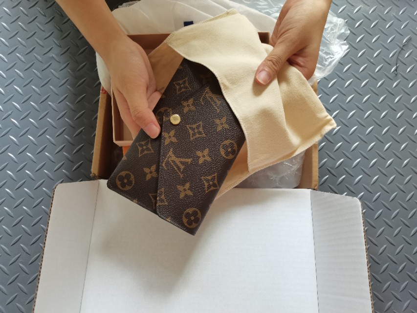 红布林lv男生三款包,红布林lv水桶包