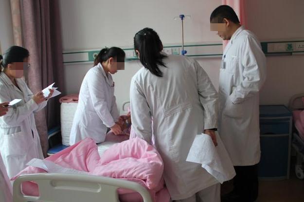 妻子第一次生孩子,医生却说不是头胎,这些“痕迹”瞒不住