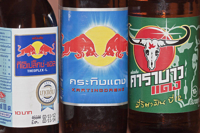 许书标和颜斌生产的红牛饮料,红牛创始人许书标秘书图片