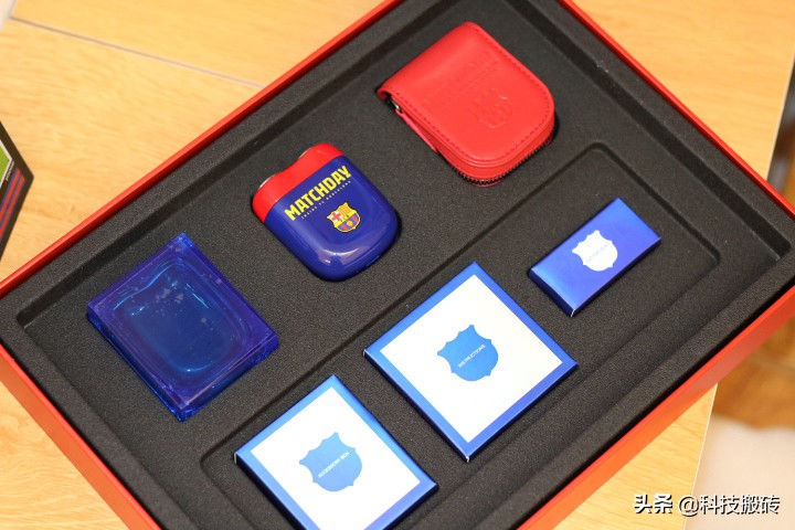 巴萨联名款剃须刀，日本刀头+德国材质打造，价值超过它的价格