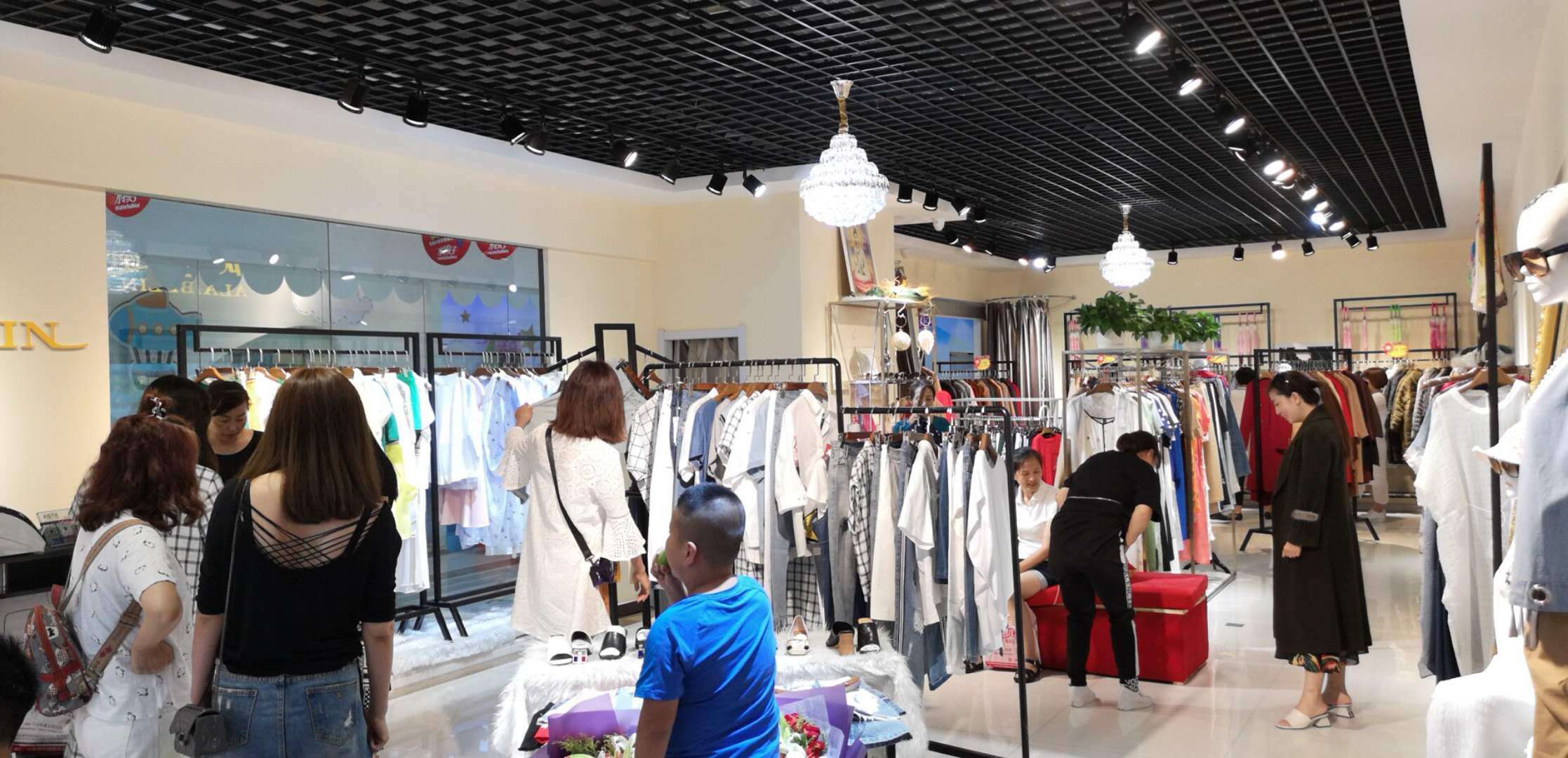 网购服装深度解析,网购衣服要了解哪些