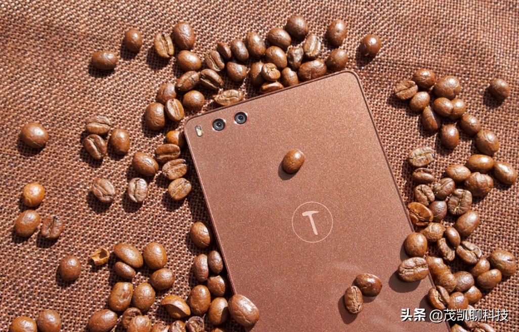 锤子7.0系统坚果r1,锤子发布会坚果r1