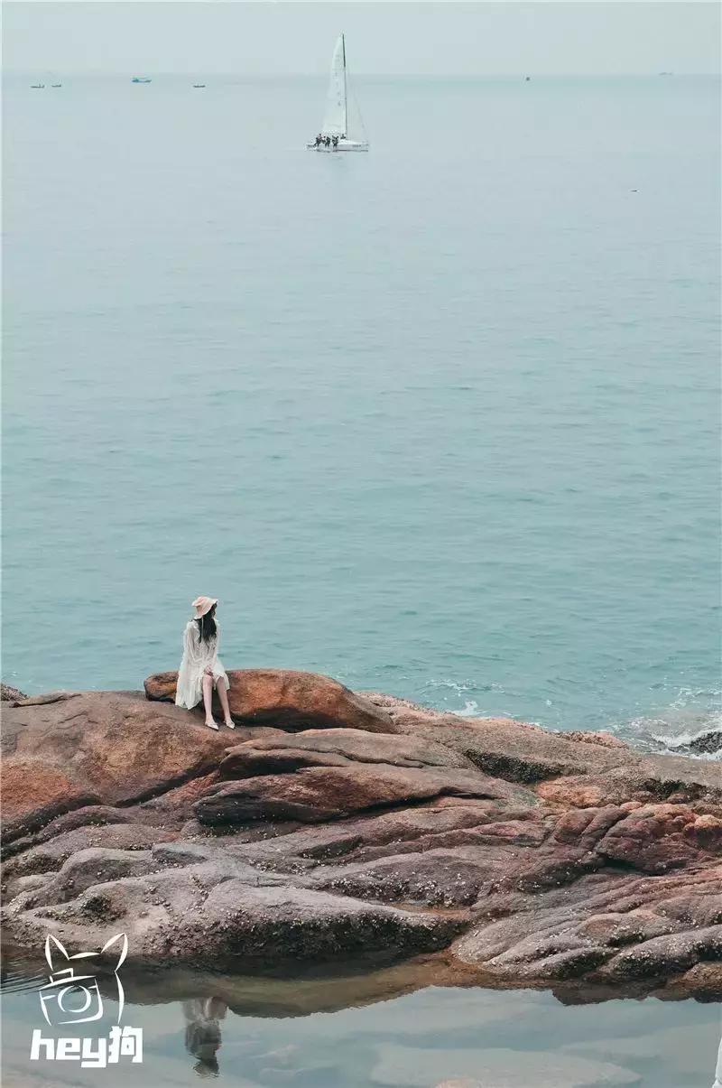 珠海玻璃天空之镜,珠海天空之镜跟日月贝近吗