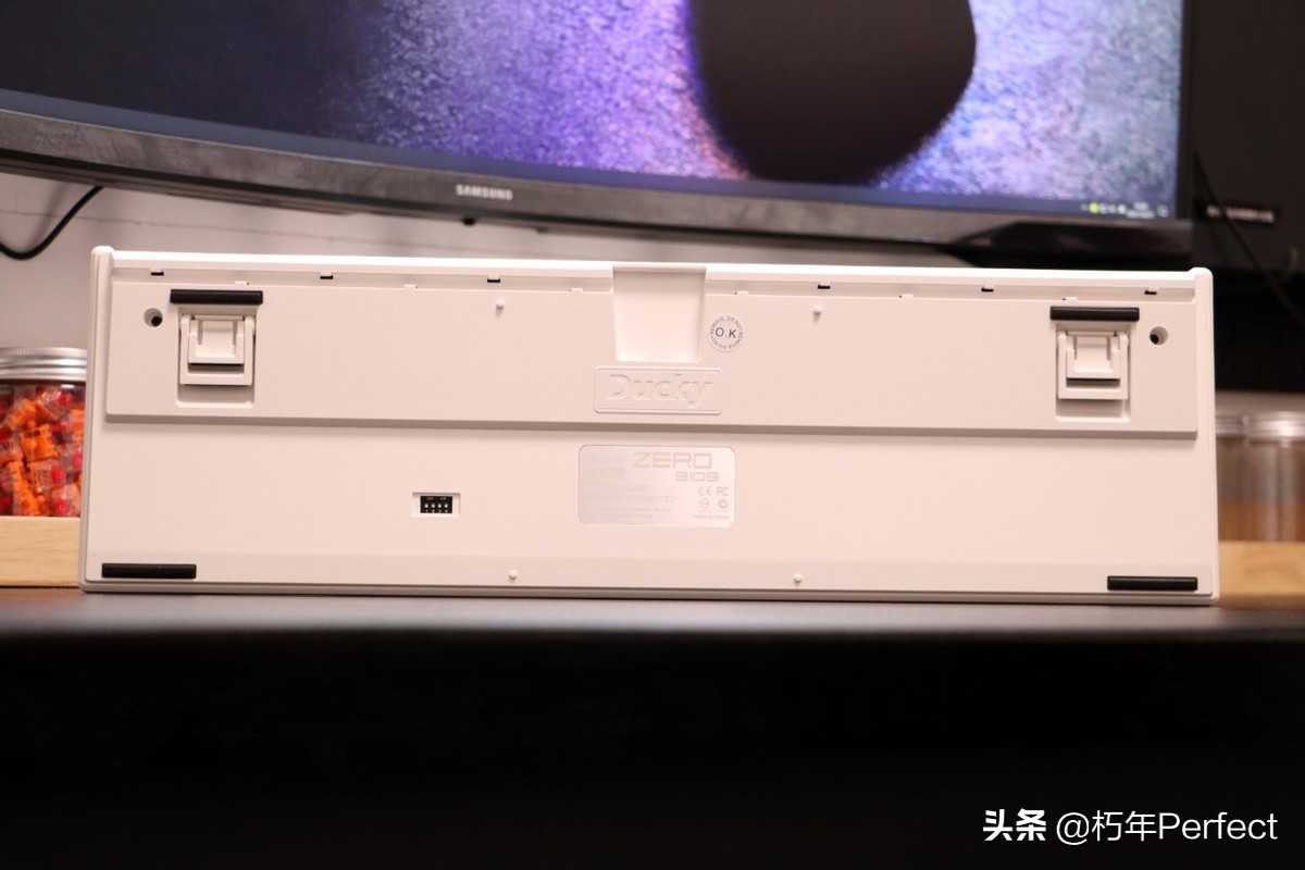 吉利鸭樱桃机械键盘,吉利鸭duckyone2mini机械键盘